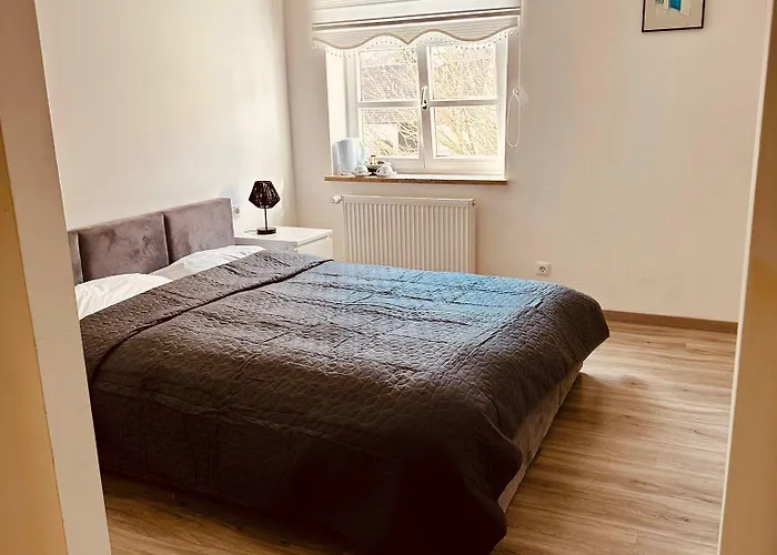 Upper-house Goldener Hirsch 호텔