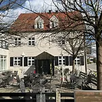 Upper-house Goldener Hirsch Aystetten