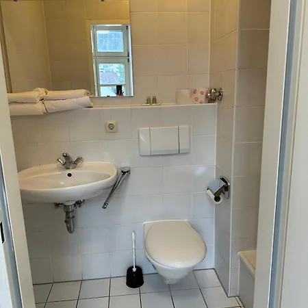 Upper-house Goldener Hirsch Aystetten