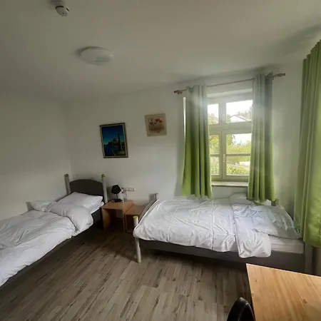 Upper-house Goldener Hirsch *