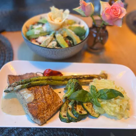 Upper-house Goldener Hirsch 酒店 Aystetten