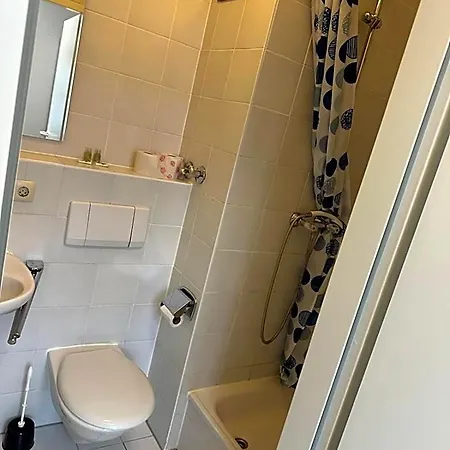 Upper-house Goldener Hirsch Hotell *