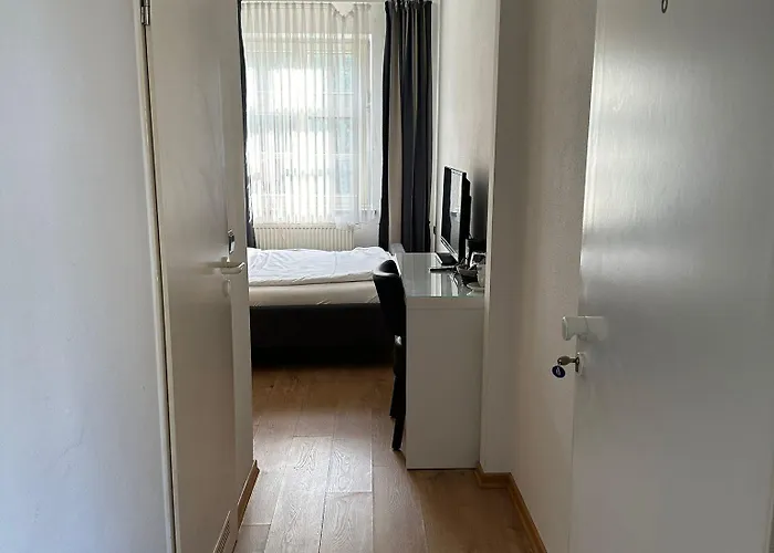 Upper-house Goldener Hirsch فندق *